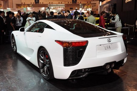 Lexus-LFA@Tokyo-2009-07.jpg
