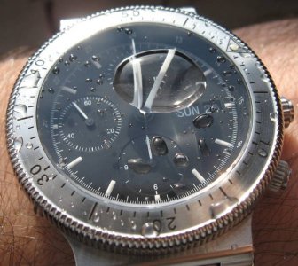 Test vodom - Safirno staklo.JPG