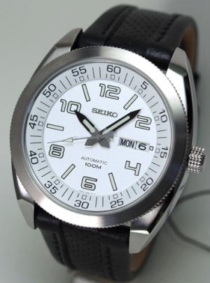 SEIKO_SNKF_5502.jpg