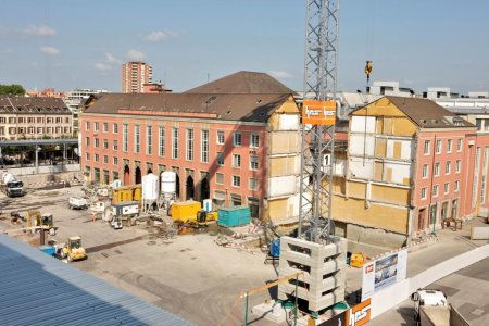 Baselworld Avgust 2011.jpg Baselworld Avgust 2011.jpg