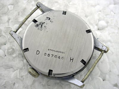 slika A , nemačke oznake na kućištu.JPG