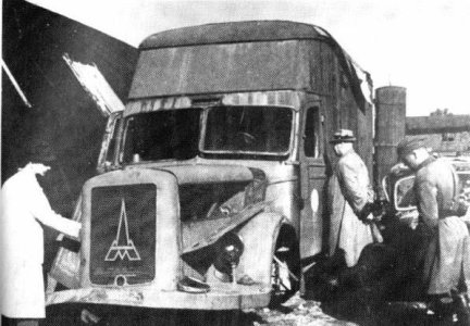 Destroyed_Magirus-Deutz_furniture_transport_van_Kolno_Poland_1945.jpg