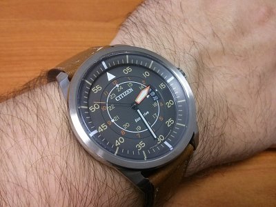 Citizen Aviator AW1360-12H_3.jpg