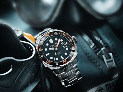 Alpina_Extreme_Diver_300_Orange_AL-525LBO4V26B-773x580.jpg