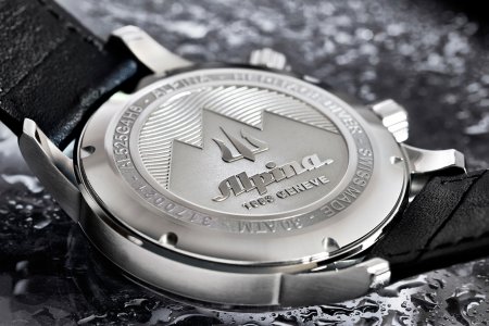 Alpina-Seastrong-Diver-Heritage-4.jpg