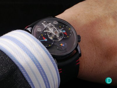 mbf-lm1-silberstein-black-wrist-800x600.jpg