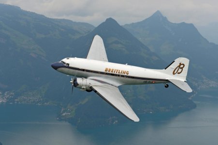 asset-version-c3f80149e1-breitling-dc-3_03.jpg