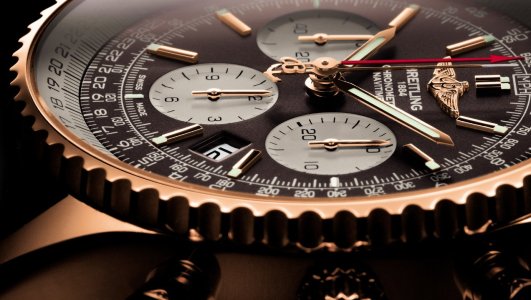navitimer-rattrapante-gold_03-1.jpg