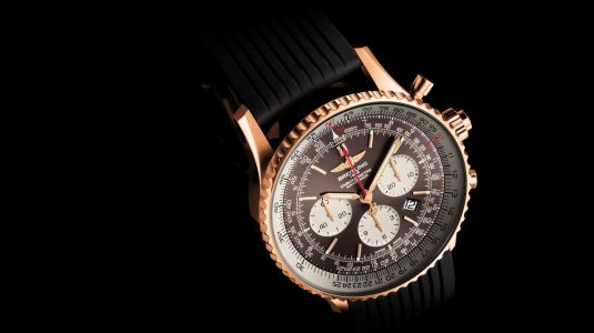 navitimer-rattrapante-gold_02.jpg