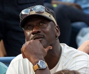 Michael-Jordan-Panerai Pam 172-Watch.jpg