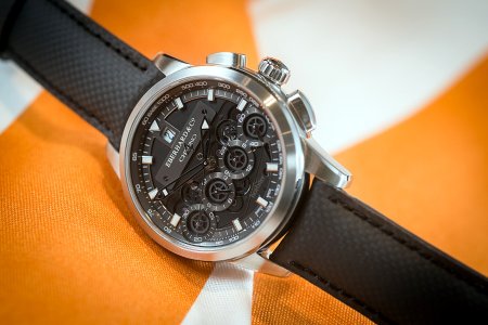 EBERHARD-Chrono-4-130-Edition-Limitee.jpg