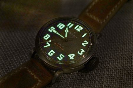 zenith-pilot-type-20-extra-special-40mm-15.jpg