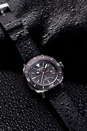 seastrong-diver-gmt-noir.jpg seastrong-diver-gmt-noir.jpg