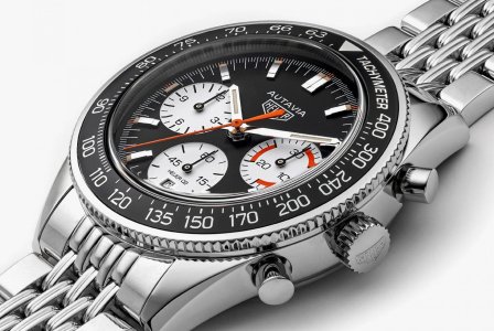 Tag-Heuer-and-Hodinkee-Autavia-Calibre-gear-patrol-6-1940x1300.jpg