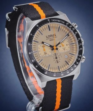 zegarek-meski-lorus-chronograph-rt355gx9_3-01.jpeg