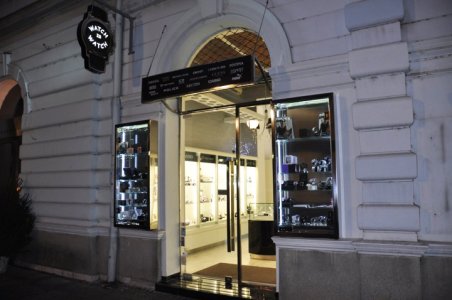 DSC_0056_.jpg DSC_0056_.jpg