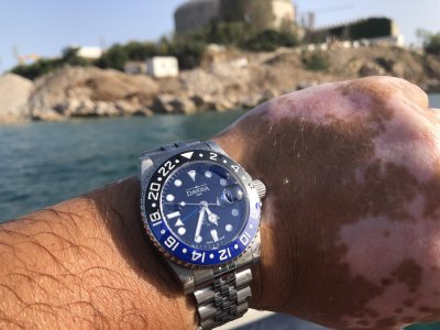 AC165F4C-50DA-43AC-A9DF-583577B8EFDC.jpg AC165F4C-50DA-43AC-A9DF-583577B8EFDC.jpg