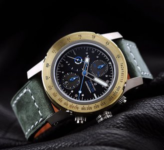 1653679868ApoChro_08.jpg 1653679868ApoChro_08.jpg