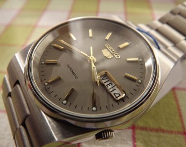 SEIKO AUTOMATIC NOV-NOV-6533638.jpg SEIKO AUTOMATIC NOV-NOV-6533638.jpg