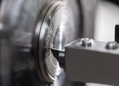 Breguet 777q rotor guilloche breguet.com.jpg