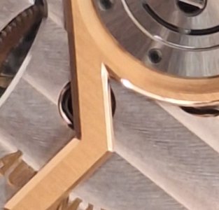 AP4302 NOTRANJI KOT.jpg