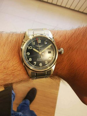 3b26979d-e830-4db6-b746-f1659ec25d9b (1).jpg