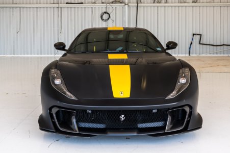 Used-2022-Ferrari-812-Competizione-1689194414-2.jpg