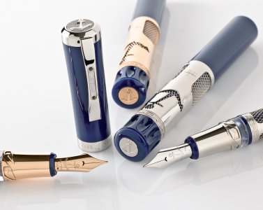 UlysseNardin_Pen_Refill_gold_silver_11.jpg