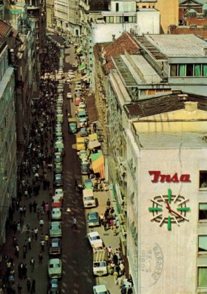 Insa sat Knez Mihajlova Beograd 2.jpg