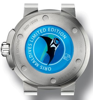 oris-maldives-dive-watch-caseback.jpg