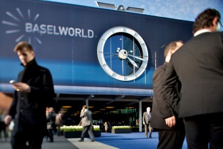 BASELWORLD 2012_outside 1.jpg