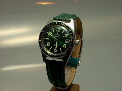 Stowa_Seatime_green_dial.jpg