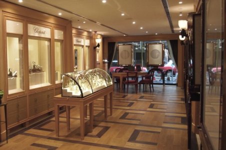 Chopard_store Hong Kong.jpg