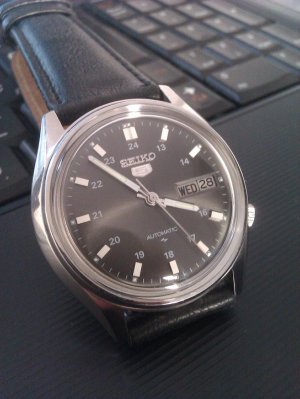 seiko 5 010.jpg
