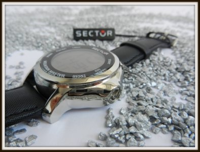Sector Mountain Touch watch 3.JPG
