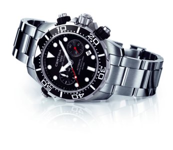 DS Action Diver Chronograph sat.jpg