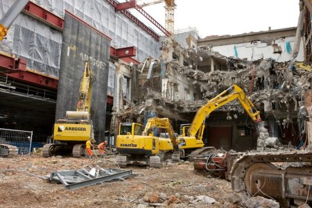 Baselworld maj 2012 - nekadasnji ulaz u halu 1.jpg Baselworld maj 2012 - nekadasnji ulaz u halu 1.jpg