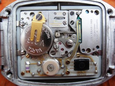 iwcbeta21electronicquartz4.jpg