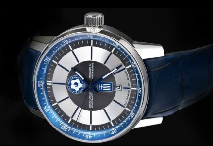 Vostok Europe - Greece football tim 1.jpg