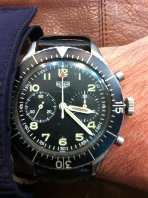 Heuer 1550 photo1 (Small).jpg