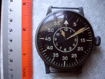B-uhr-2.jpg B-uhr-2.jpg