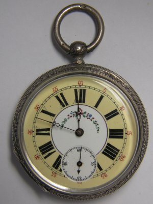 Key wound cylinder watch 01.jpg