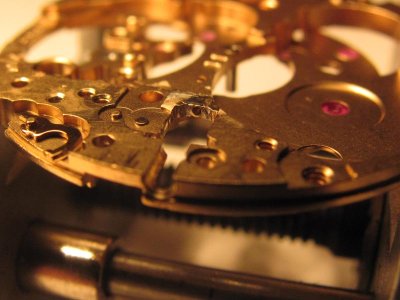 ETA 2824 mainplate 04.jpg