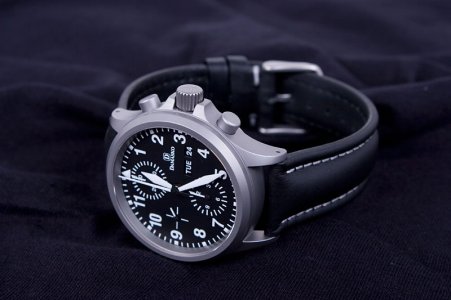 Damasko DC56.jpg Damasko DC56.jpg