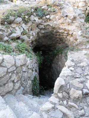 Lagum na topovskoj kuli.JPG