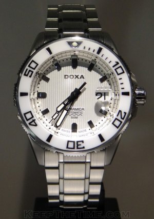 doxa-shark-ceramica-d127swh-white-baselworld-2012-600x853.jpg