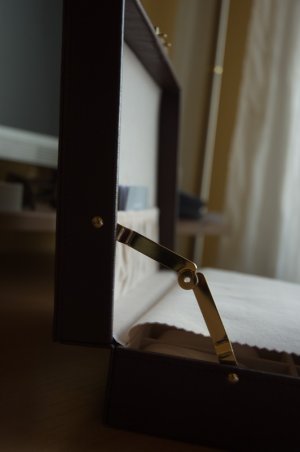 Kutija 3.jpg Kutija 3.jpg