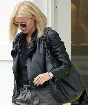 Gwyneth Paltrow with Cartier Tankissime.jpg