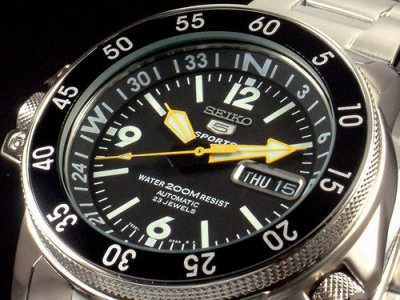 1036390_110126140552_Seiko_5_Automatic_Map_Meter_SKZ211K1_2.jpg
