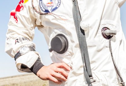 Felix-Baumgartner-Zenith-Stratos-Watch.jpg